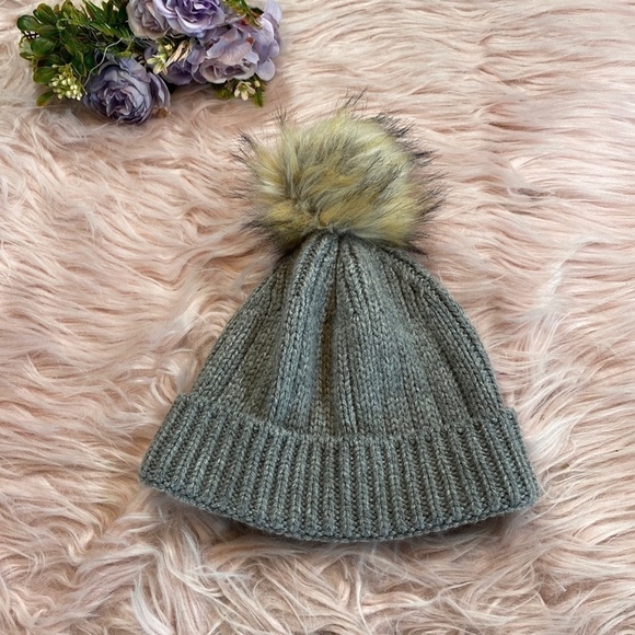 J. Crew Ribbed Pom Pom Beanie Hat Grey - Picture 1 of 6